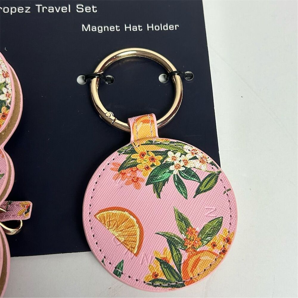 French Connection‎ St. Tropez Pink Sunglasses & Hat Holder Set - Picture 10 of 15